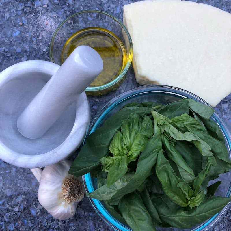 Trifecta Classic Pesto Sauce_Ingredients