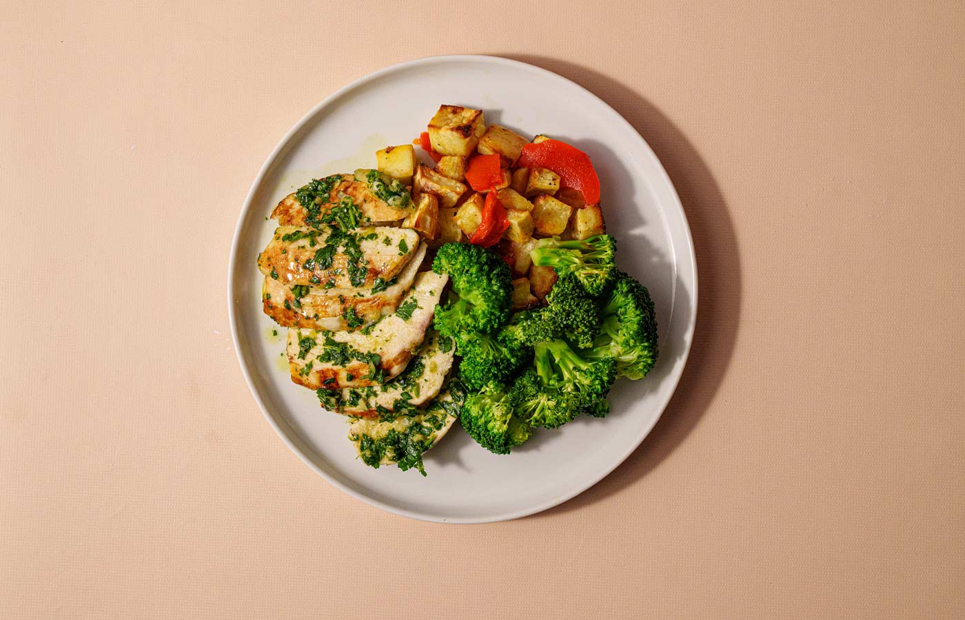 Whole30 Pesto Chicken Breast Meal